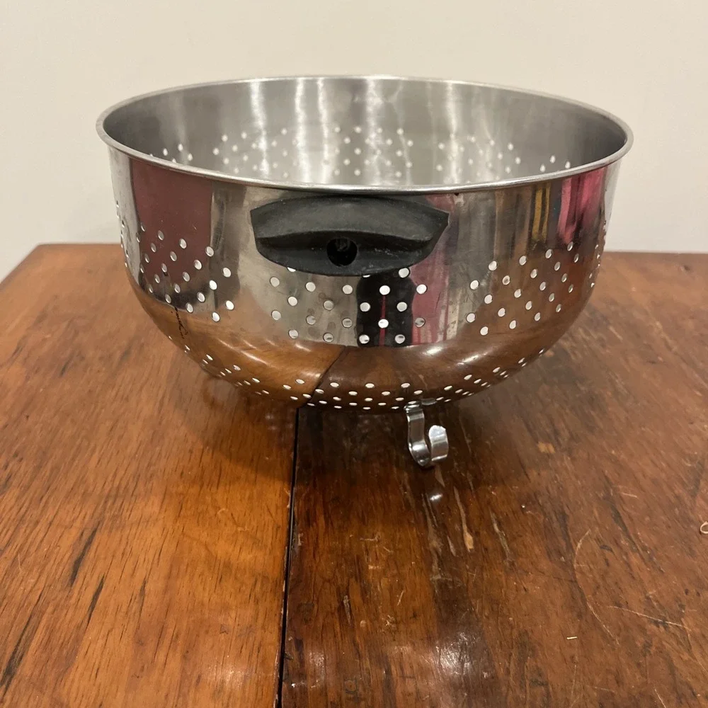 Vintage Farberware Stainless Steel Colander Strainer Black Handles Footed 9.5x6
